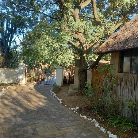 41 Ridge- Self Catering Cottages Midrand Exterior foto